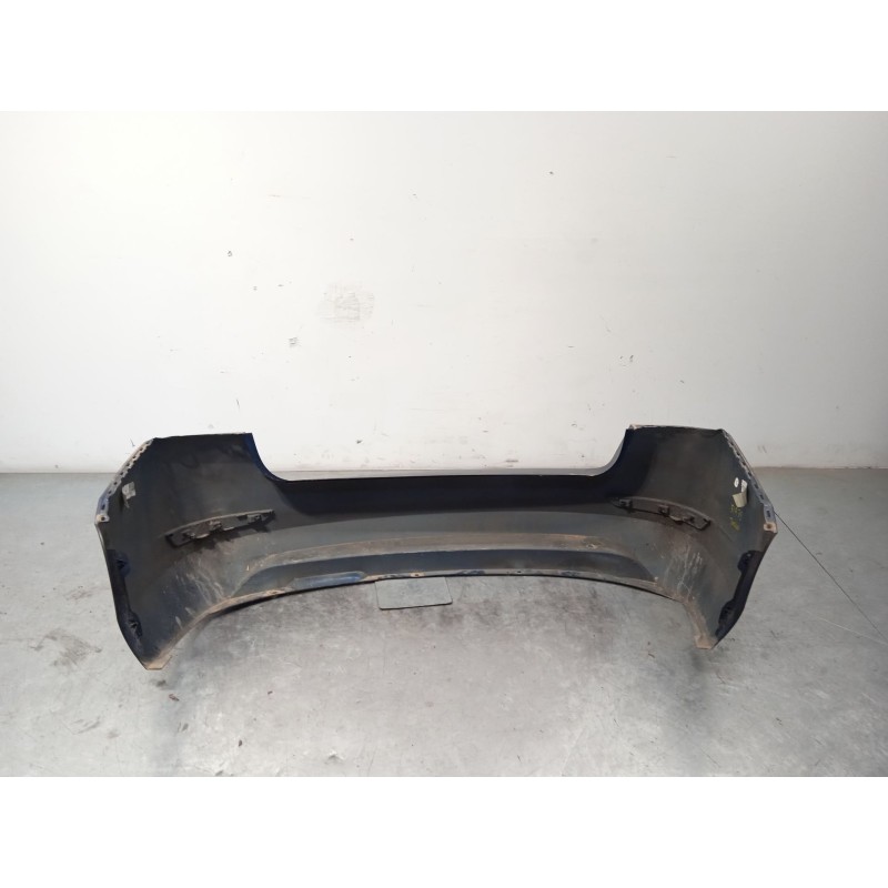 Recambio de paragolpes trasero para skoda fabia 1.0 tsi referencia OEM IAM 6V9807421F  