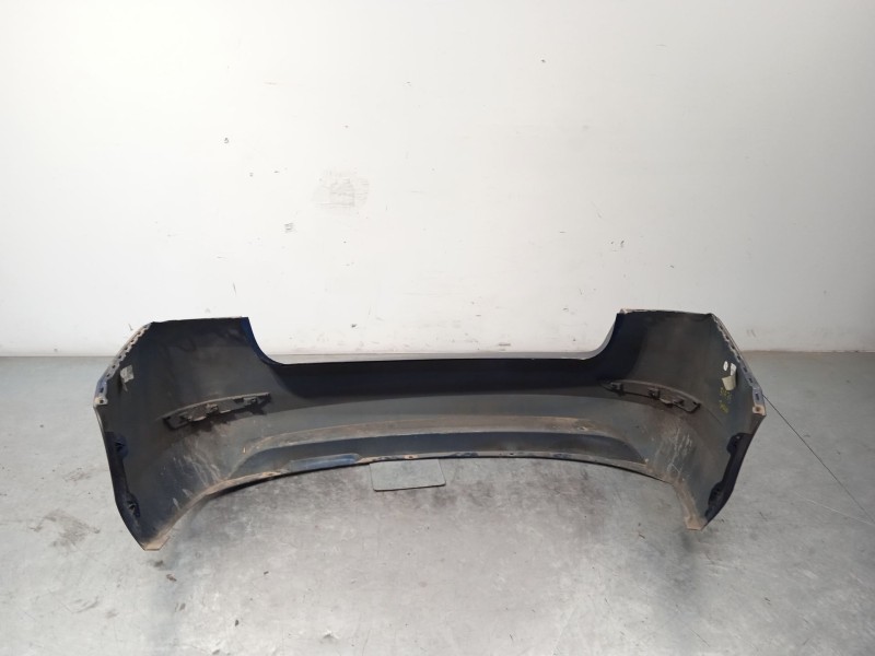 Recambio de paragolpes trasero para skoda fabia 1.0 tsi referencia OEM IAM 6V9807421F  