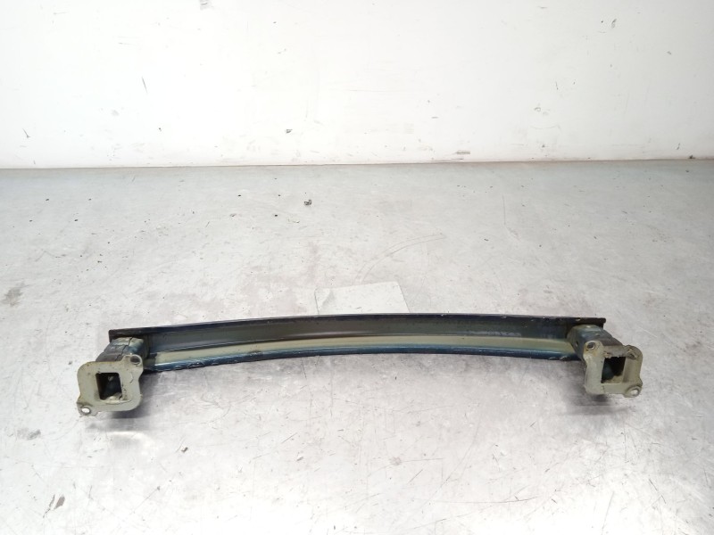 Recambio de refuerzo paragolpes trasero para skoda fabia 1.0 tsi referencia OEM IAM 6V9807305  