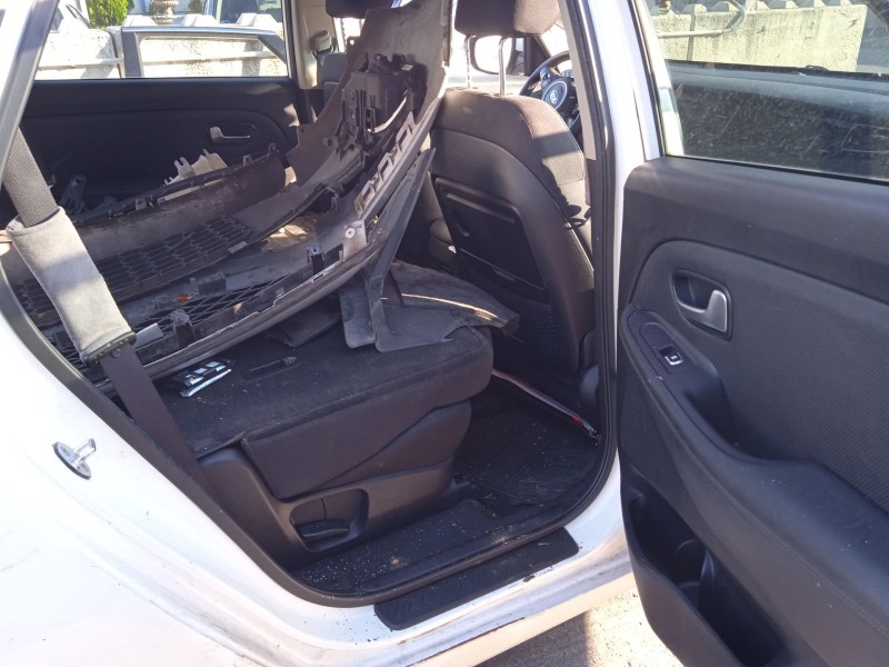 kia carens iv del año 2016