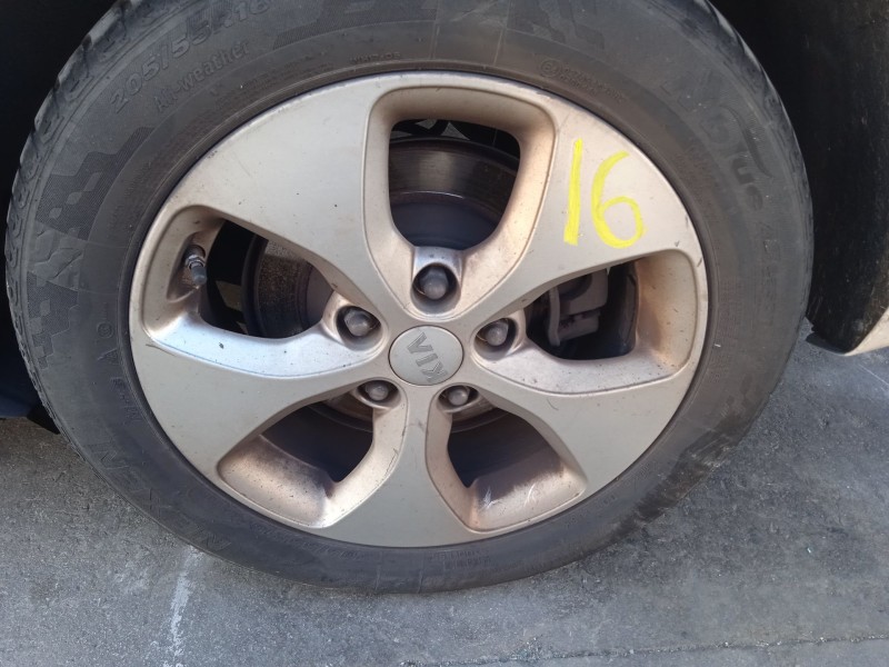 kia carens iv del año 2016