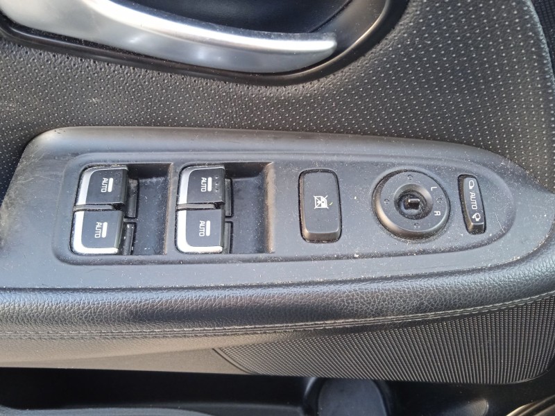 kia carens iv del año 2016