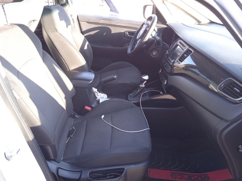 kia carens iv del año 2016