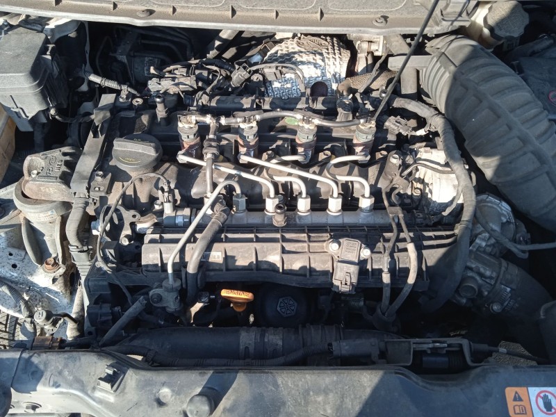 kia carens iv del año 2016