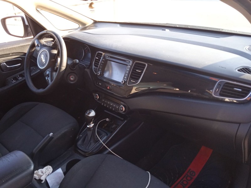 kia carens iv del año 2016