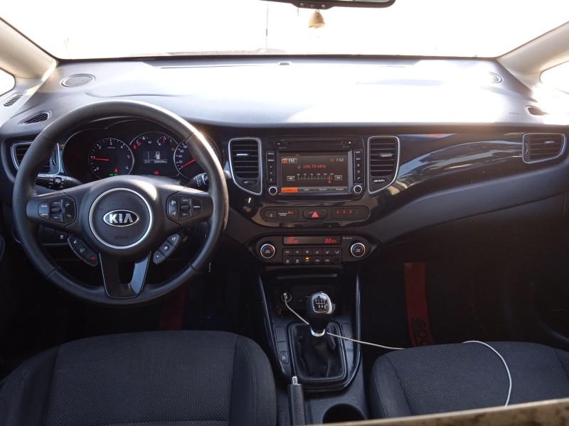 kia carens iv del año 2016