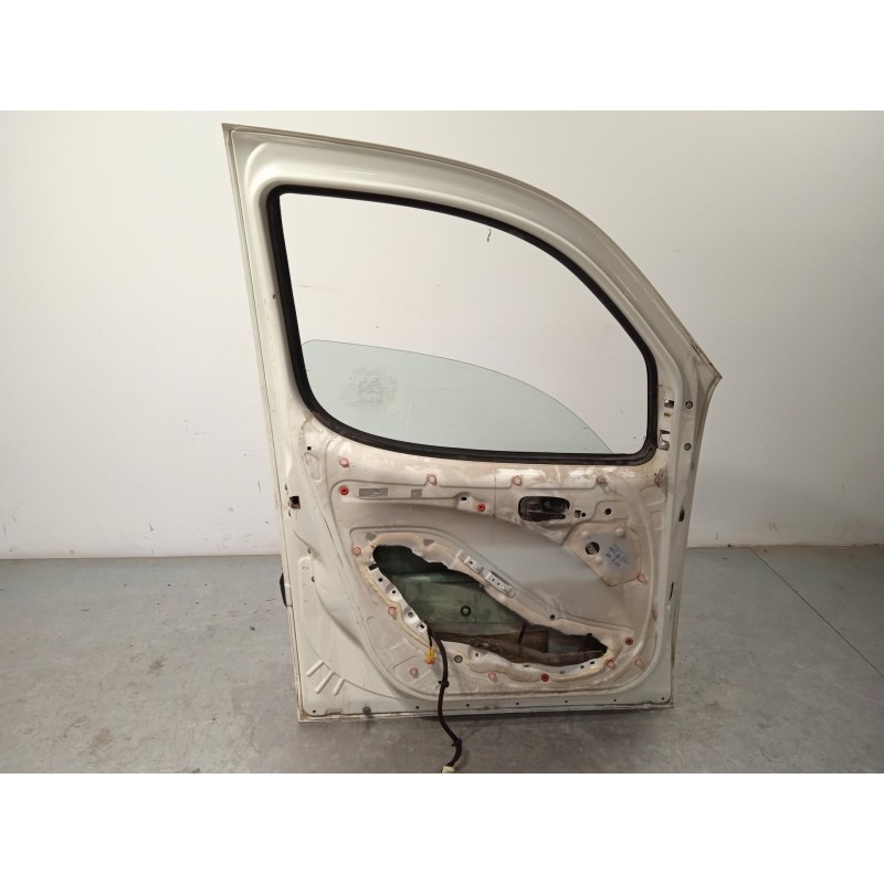 Recambio de puerta delantera izquierda para fiat doblo furgoneta/monovolumen (223_) 1.9 jtd referencia OEM IAM 51847707  