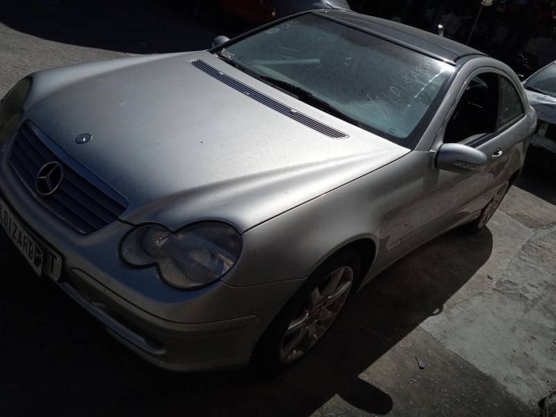 mercedes-benz clase c coupé (cl203) del año 2001