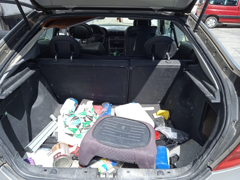 mercedes-benz clase c coupé (cl203) del año 2001