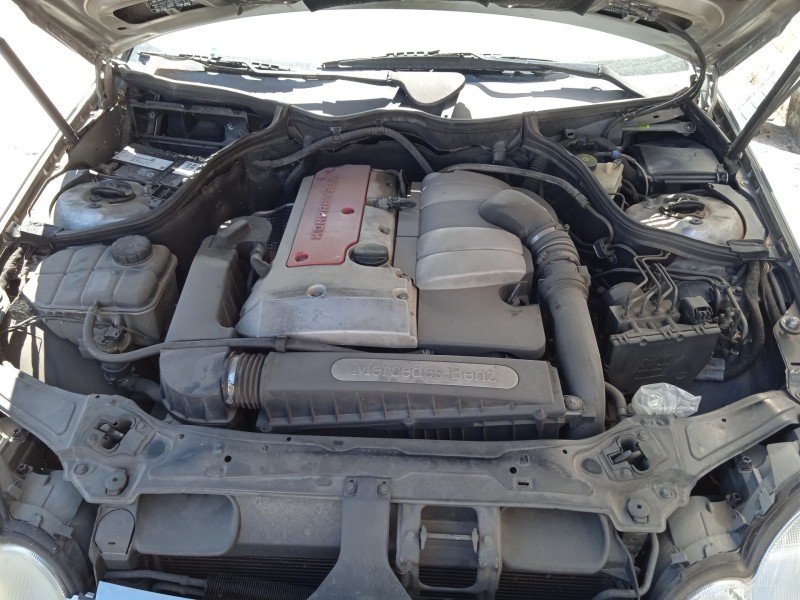 mercedes-benz clase c coupé (cl203) del año 2001