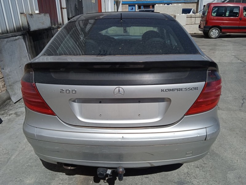 mercedes-benz clase c coupé (cl203) del año 2001