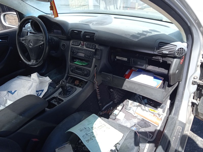 mercedes-benz clase c coupé (cl203) del año 2001