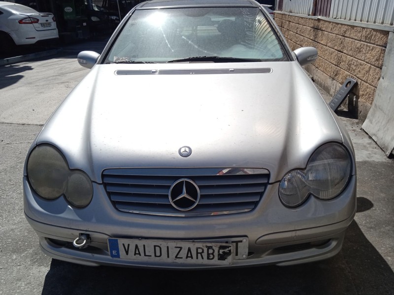 mercedes-benz clase c coupé (cl203) del año 2001