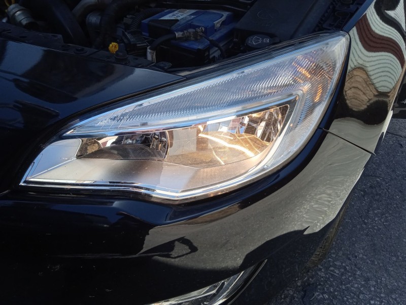 opel astra h gtc (a04) del año 2010