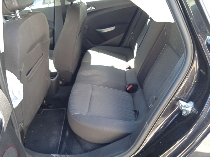 opel astra h gtc (a04) del año 2010