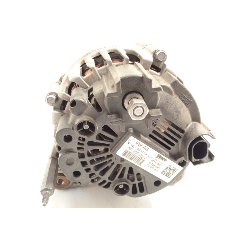 Recambio de alternador para seat arona (kj7, kjp) 1.6 tdi referencia OEM IAM 04L903021C TG12C304 2716064D