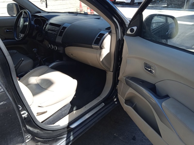 mitsubishi outlander ii (cw_w) del año 2007