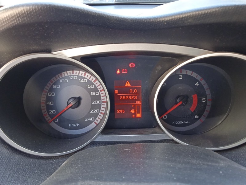 mitsubishi outlander ii (cw_w) del año 2007