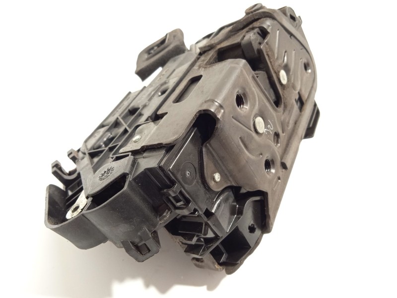 Recambio de cerradura puerta trasera derecha para seat arona (kj7, kjp) 1.6 tdi referencia OEM IAM 5TA839016E  