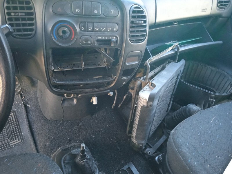 hyundai h-1 / starex autobús (a1) del año 2002