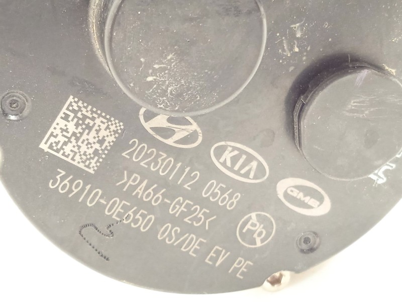 Recambio de bomba agua para hyundai kona (os, ose, osi) ev referencia OEM IAM 369100E650  