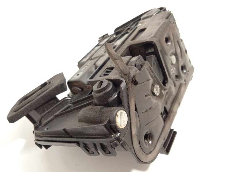 Recambio de cerradura puerta trasera izquierda para seat arona (kj7, kjp) 1.6 tdi referencia OEM IAM 5TA839015E  