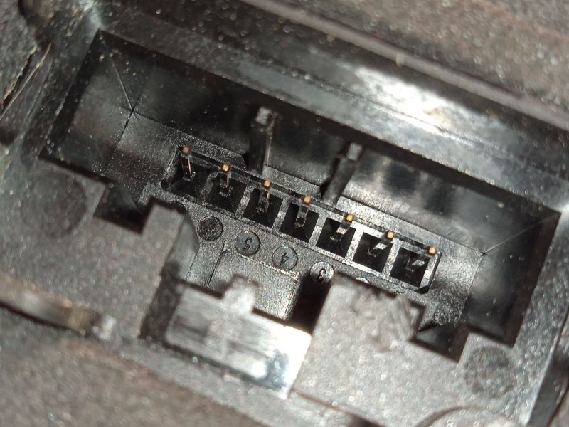 Recambio de cerradura puerta trasera izquierda para seat arona (kj7, kjp) 1.6 tdi referencia OEM IAM 5TA839015E  