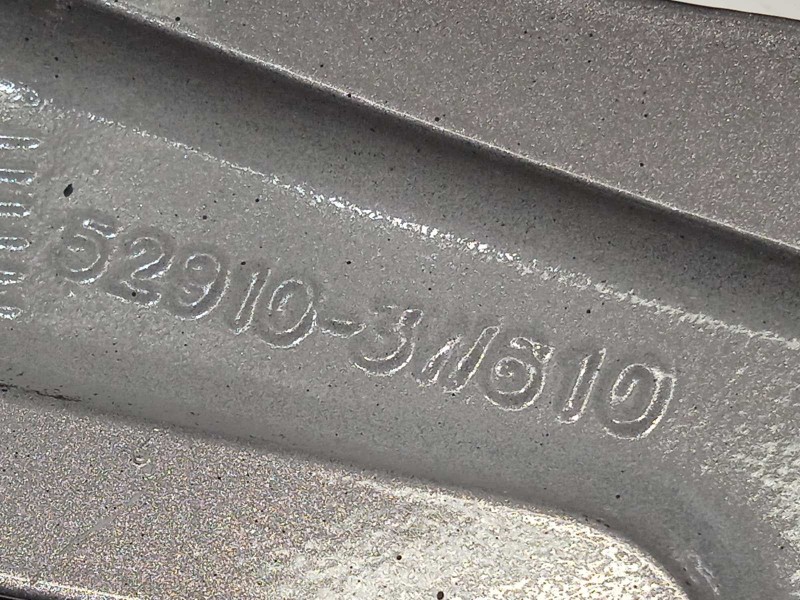 Recambio de llanta para kia sportage drive 4x2 referencia OEM IAM 529103W610  