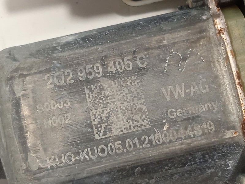 Recambio de elevalunas delantero izquierdo para skoda fabia 1.0 tsi referencia OEM IAM 2Q2959405C  