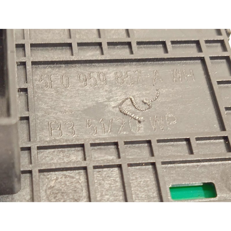 Recambio de mando elevalunas delantero izquierdo para skoda fabia 1.0 tsi referencia OEM IAM 5F0959857A 5E0959857A 5E0959857AWHS