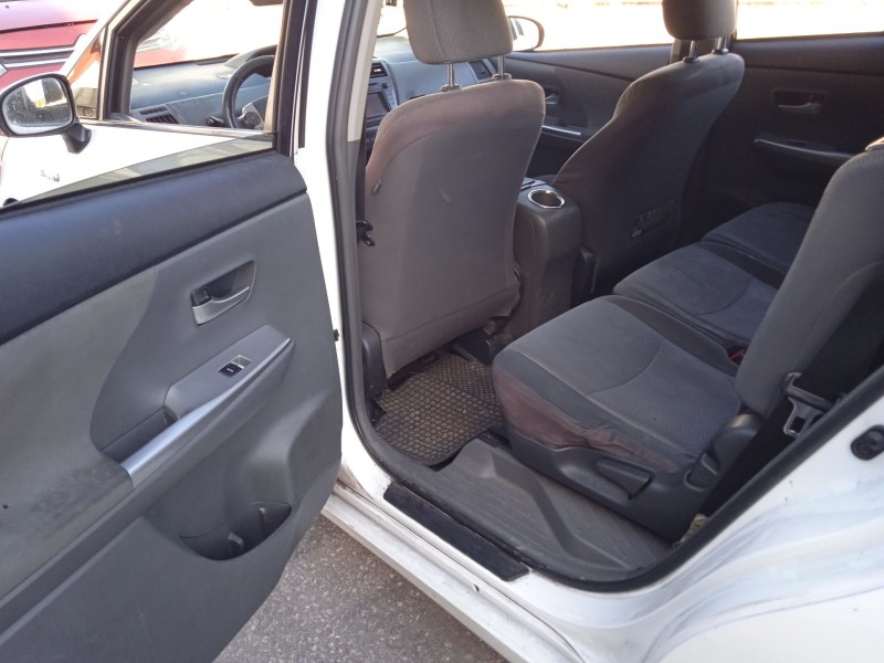 toyota prius plus (_w4_) del año 2012