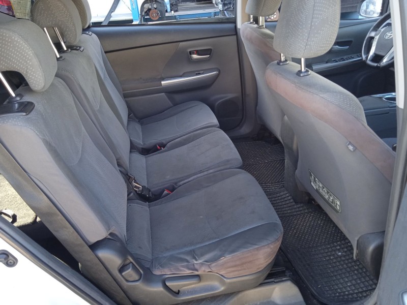 toyota prius plus (_w4_) del año 2012