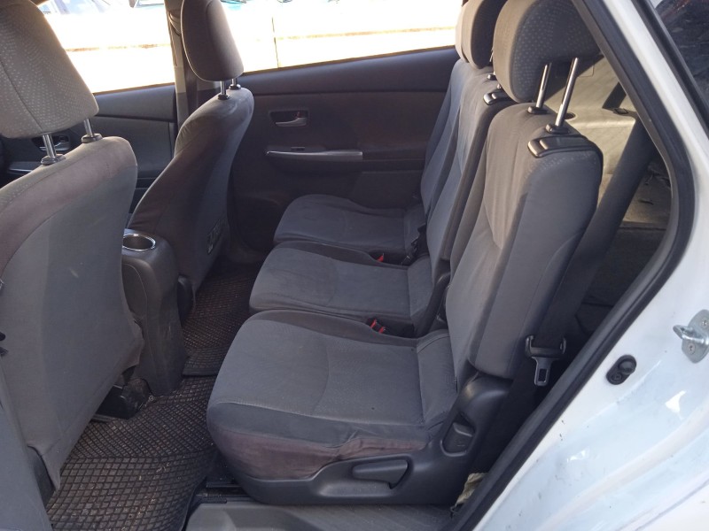 toyota prius plus (_w4_) del año 2012