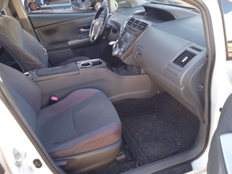 toyota prius plus (_w4_) del año 2012