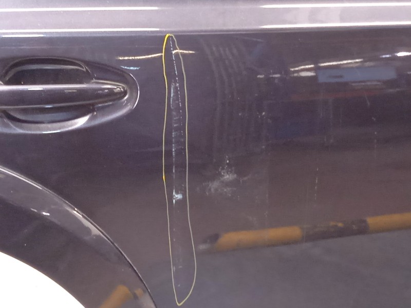 Recambio de puerta trasera derecha para subaru legacy kombi/outback b14 2.5 cat referencia OEM IAM 60409AJ1019P  