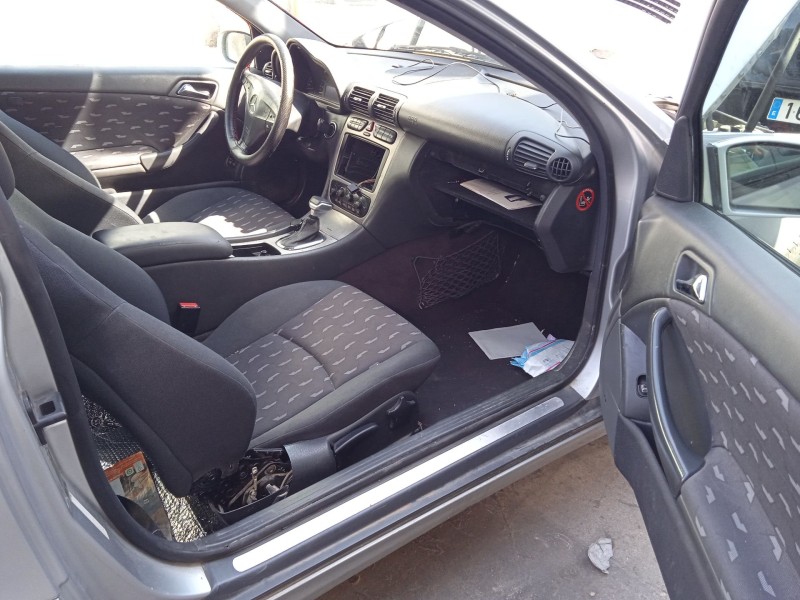 mercedes-benz clase c coupé (cl203) del año 2003