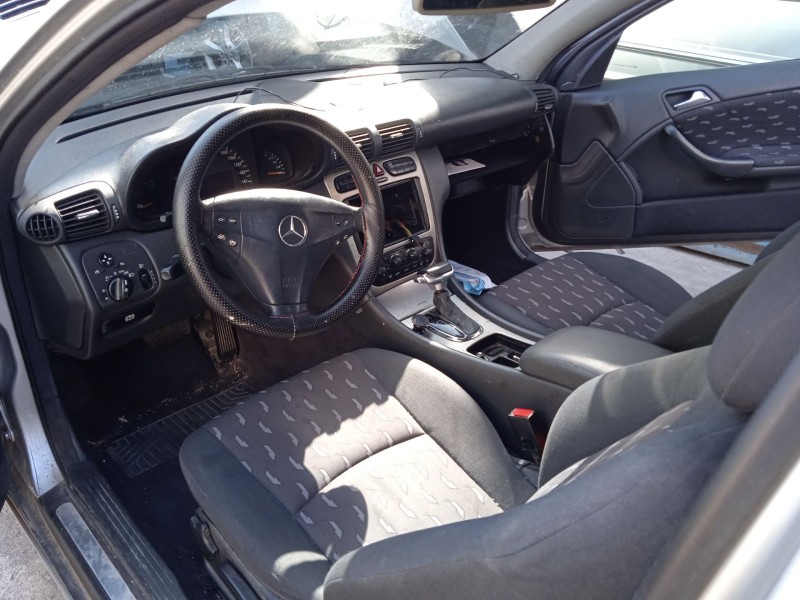 mercedes-benz clase c coupé (cl203) del año 2003