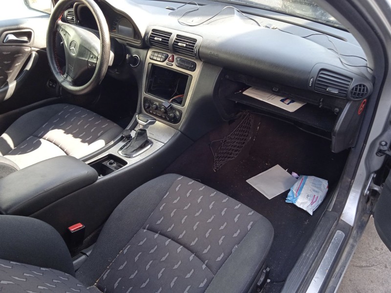 mercedes-benz clase c coupé (cl203) del año 2003