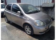 toyota yaris (_p1_) del año 2004