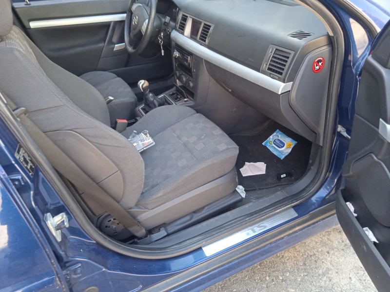 opel vectra c gts (z02) del año 2004