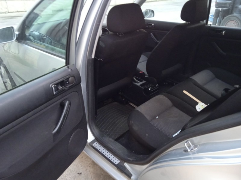 volkswagen bora variant (1j6) del año 2003