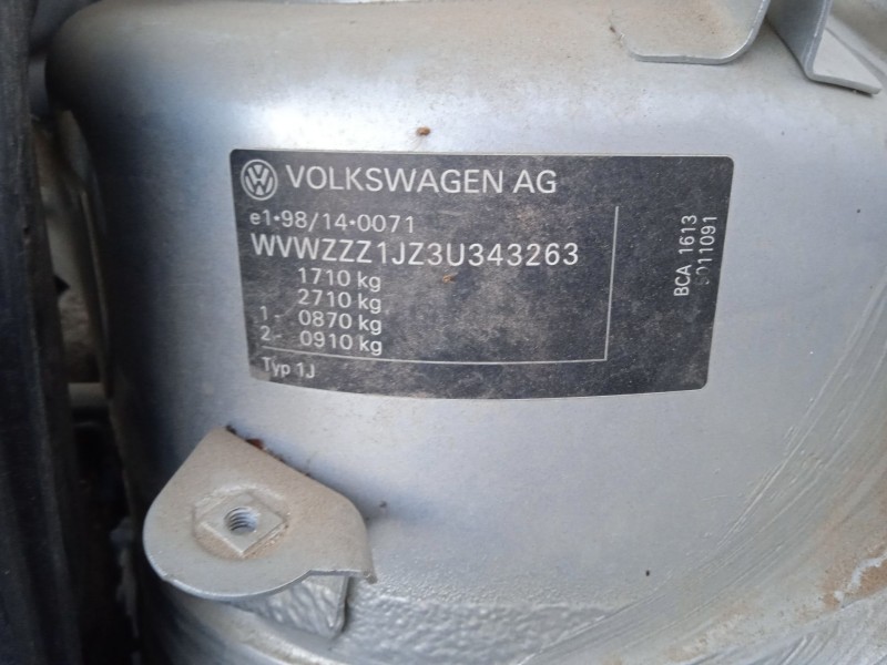 volkswagen bora variant (1j6) del año 2003