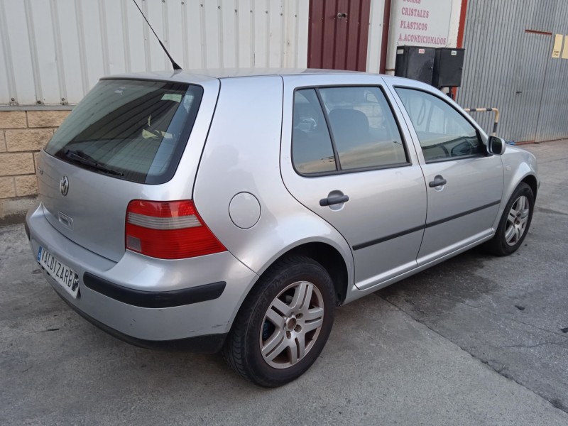 volkswagen bora variant (1j6) del año 2003