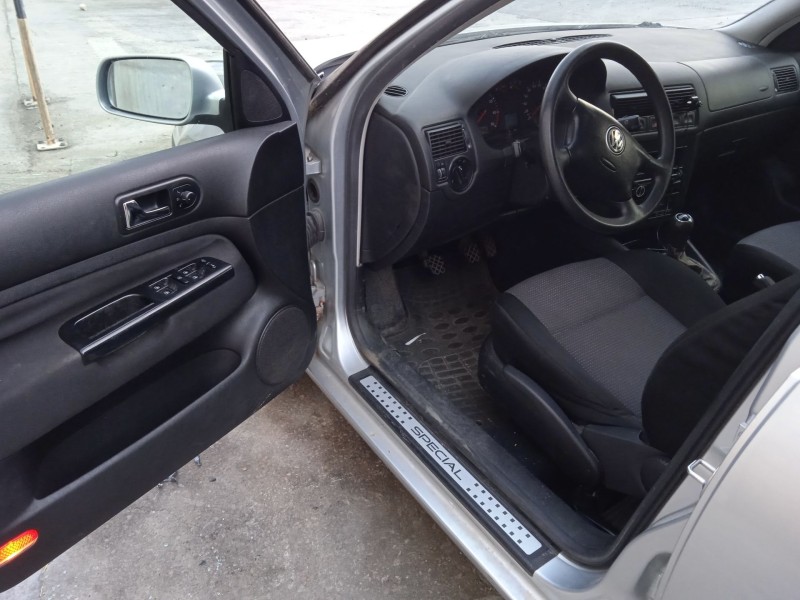 volkswagen bora variant (1j6) del año 2003