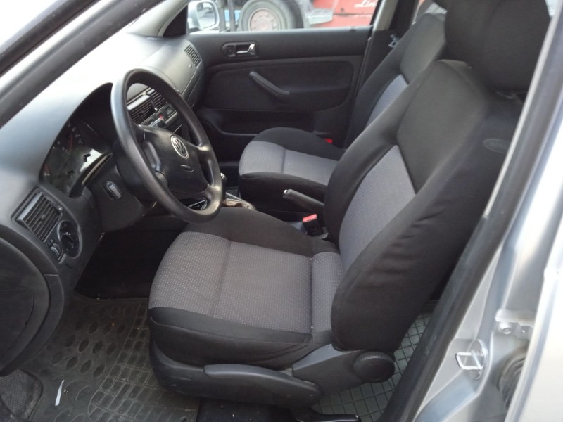 volkswagen bora variant (1j6) del año 2003