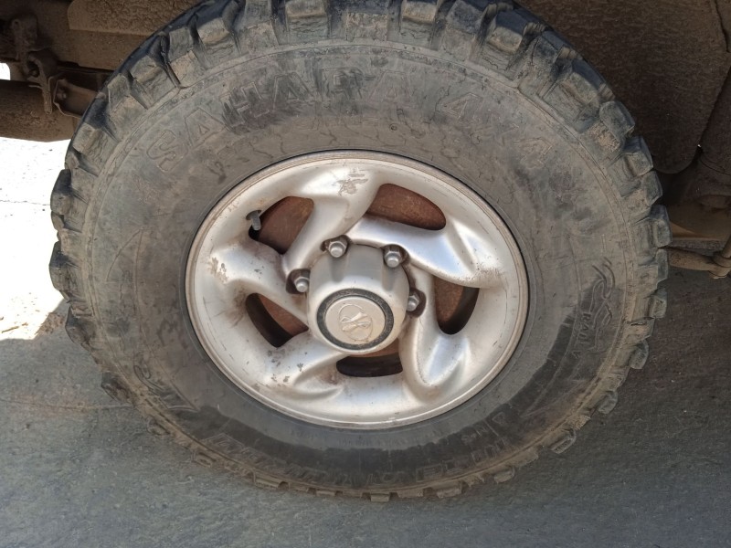 hyundai galloper ii (jk-01) del año 2000