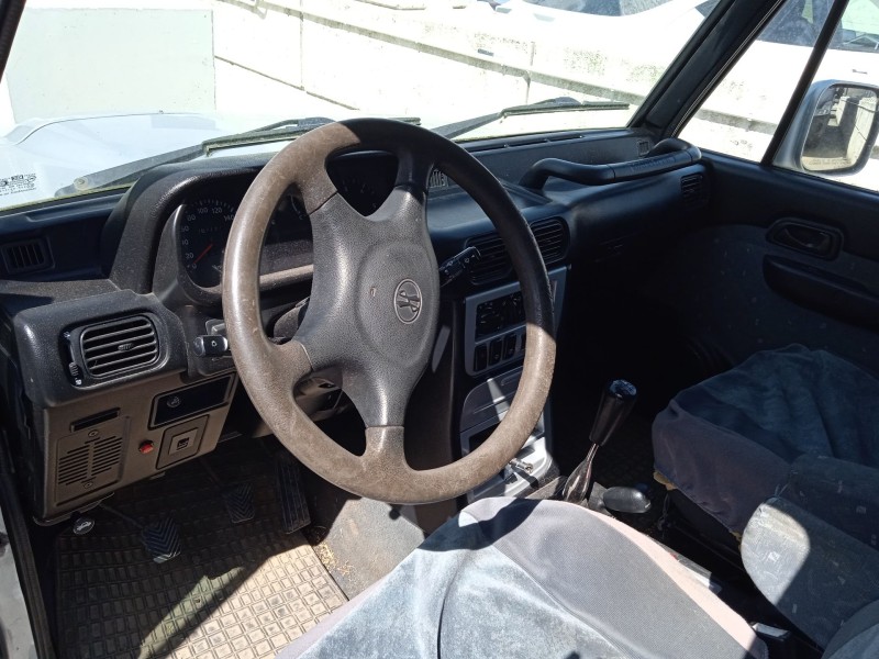 hyundai galloper ii (jk-01) del año 2000