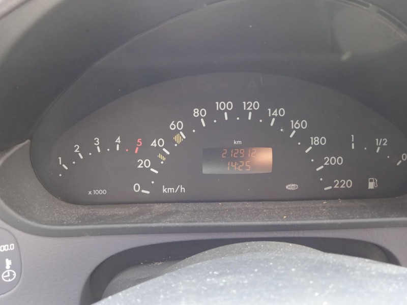 mercedes-benz clase a (w168) del año 2003