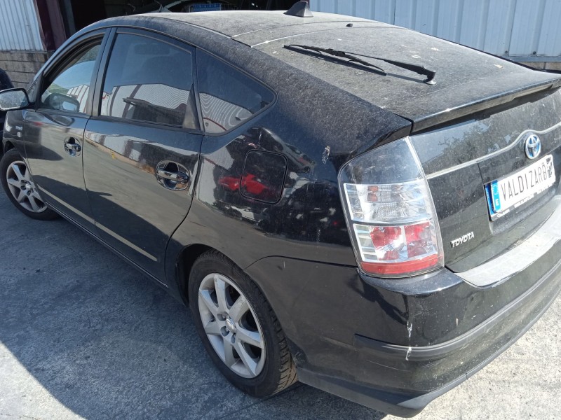 toyota prius liftback (_w2_) del año 2005