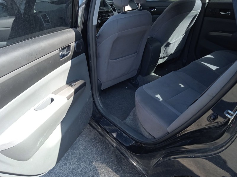 toyota prius liftback (_w2_) del año 2005